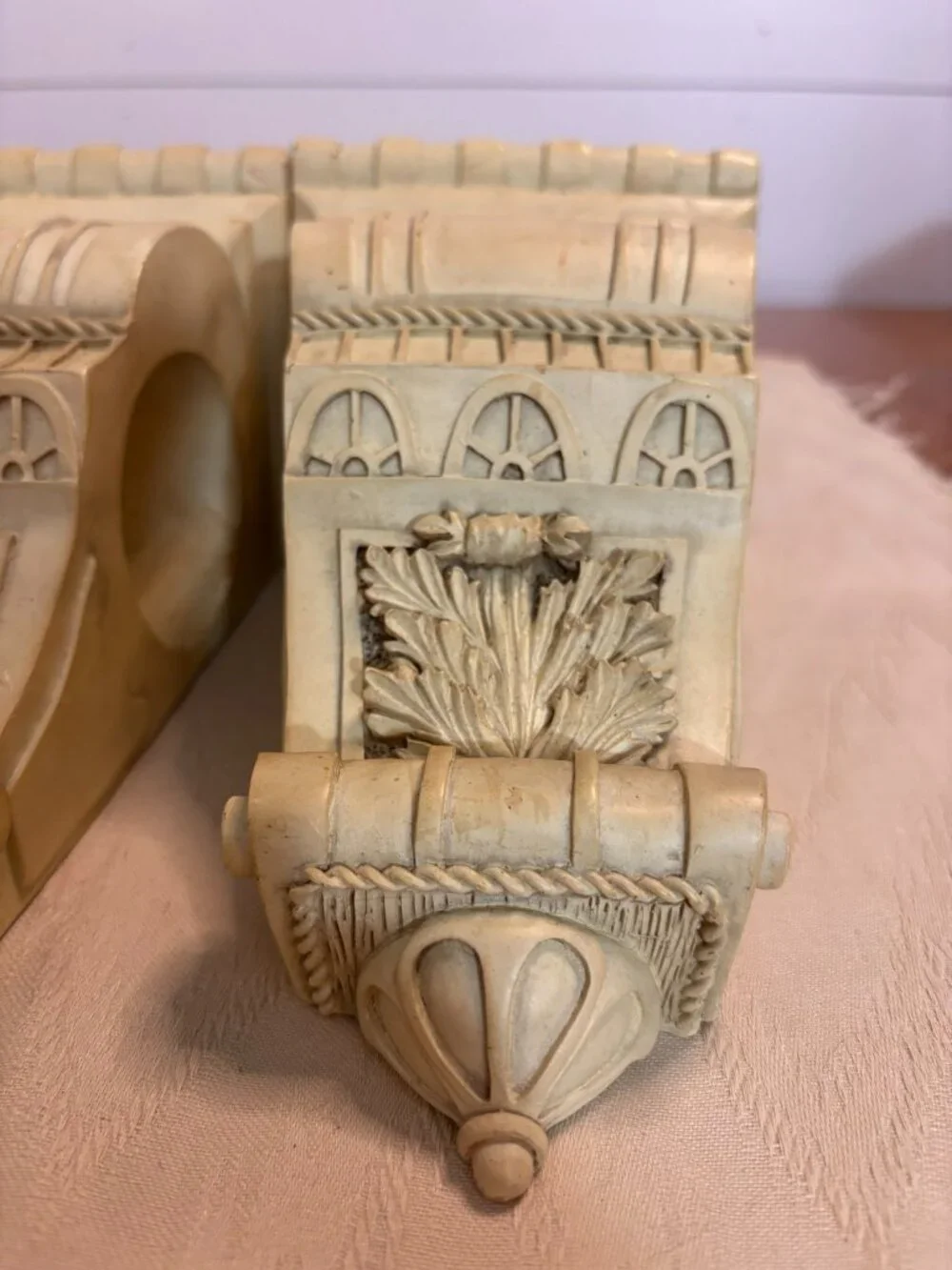 VTG Cream Ornate Wall Sconce Pair Faux Wood Baroque Corbel Wall Shelves